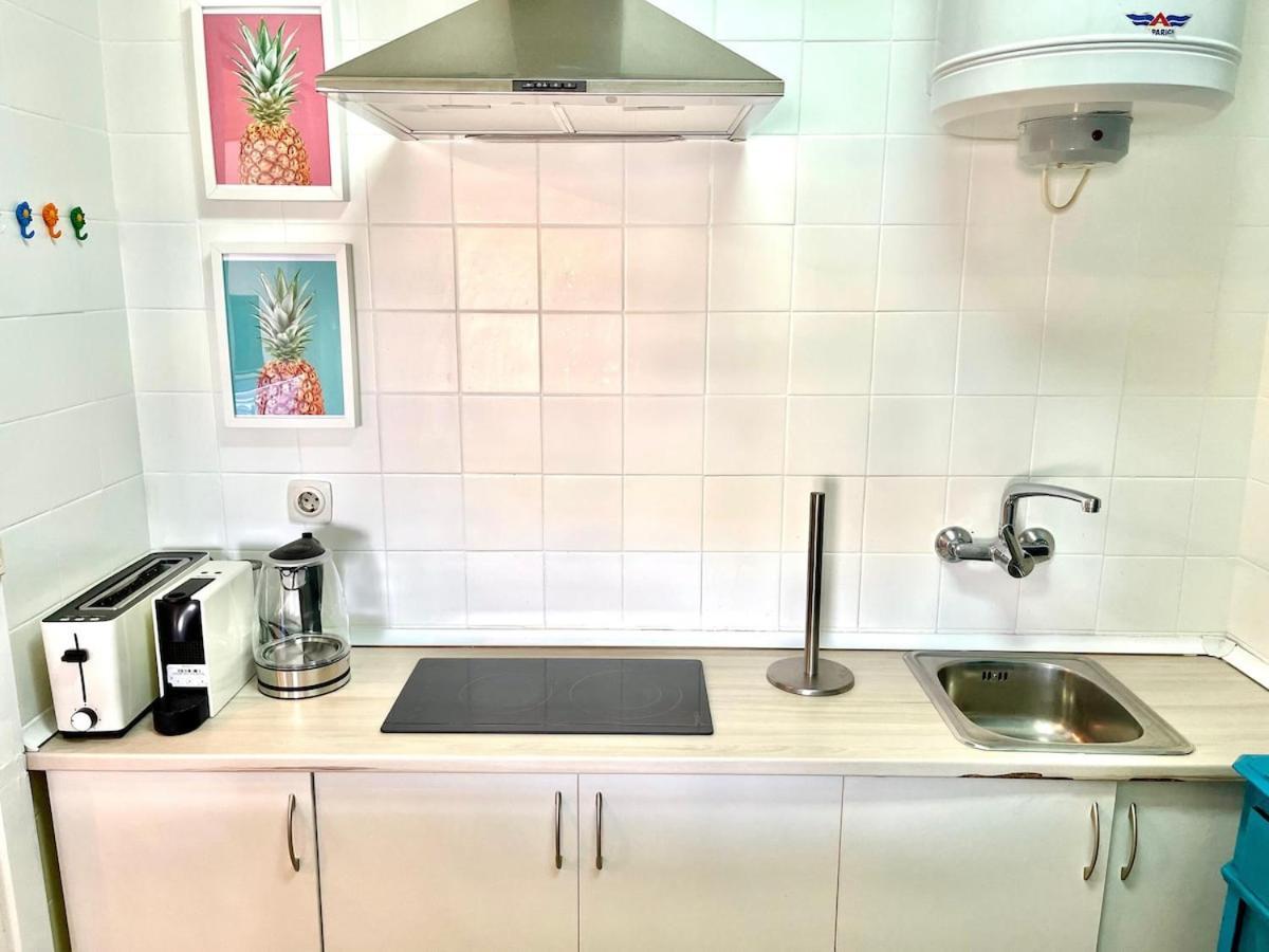 Bright, Central, Close To The Sea, Parking And Wifi * Marbella