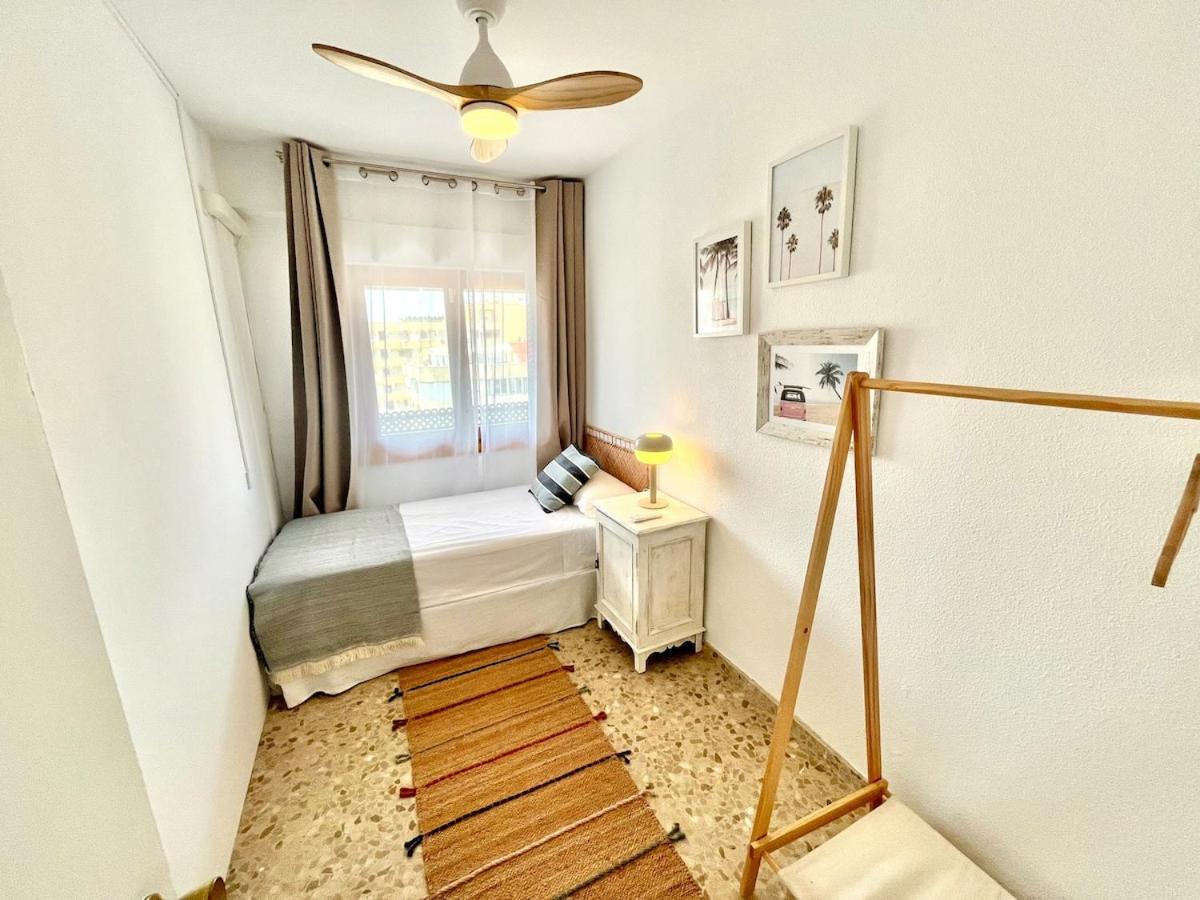 Apartament Bright, Central, Close To The Sea, Parking And Wifi