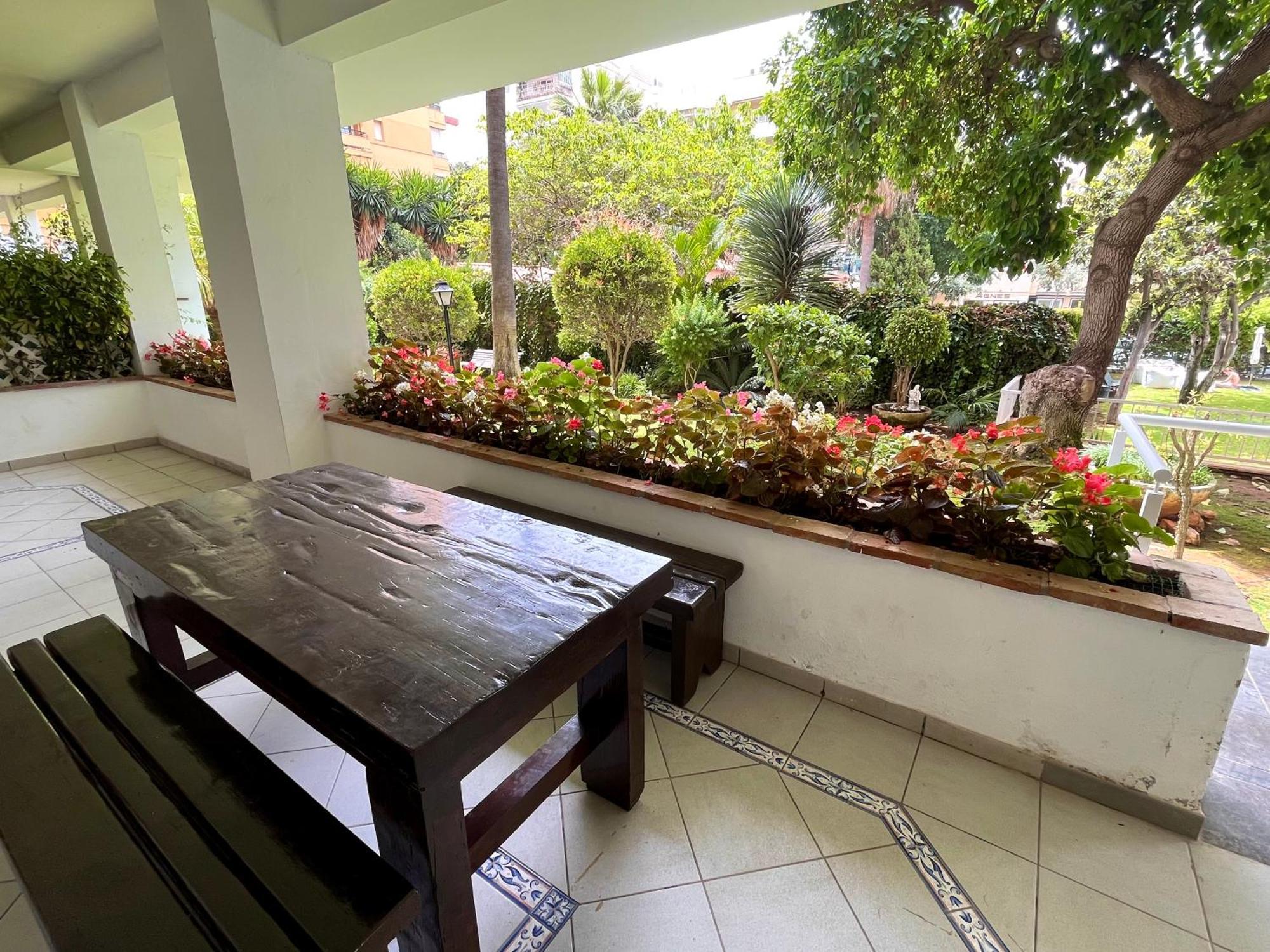 Apartament Bright, Central, Close To The Sea, Parking And Wifi Marbella