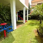 Bright, Central, Close To The Sea, Parking And Wifi
